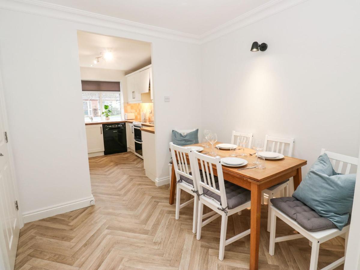 Maple House Villa Тадкастър Екстериор снимка
