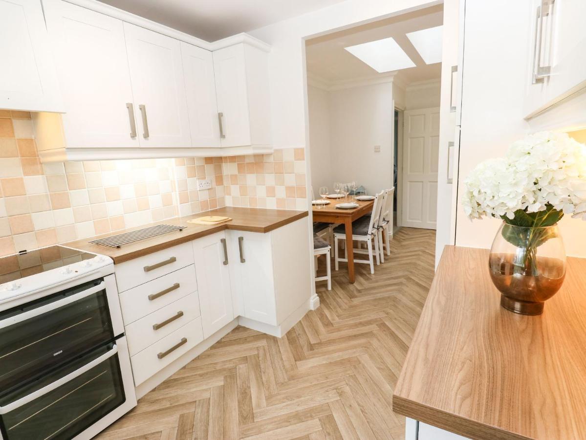 Maple House Villa Тадкастър Екстериор снимка