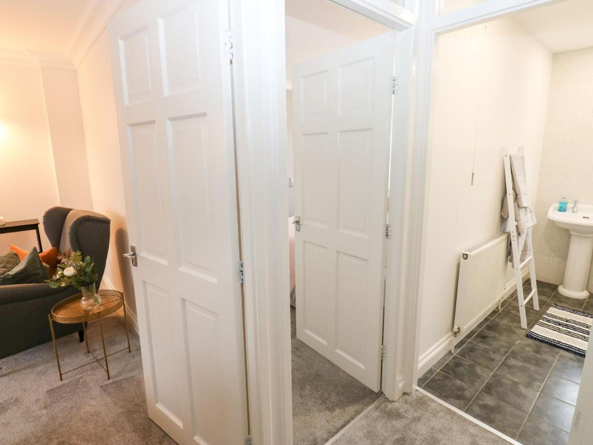Maple House Villa Тадкастър Екстериор снимка